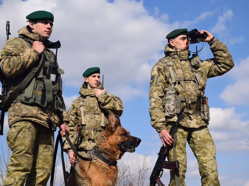 В Пограничные органы требуются сотрудники на военную службу по контракту